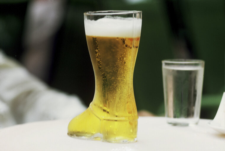 Fotagrafa 2: Beer in a boot glass