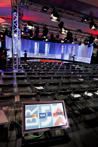 Suriet 9: TV Set WDR television for the CIVIS Media Prize