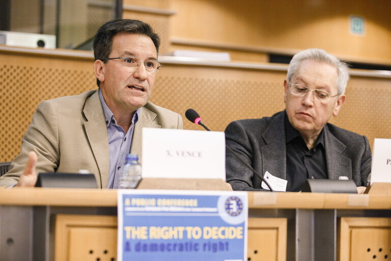 Foto 3: Debate:  The right to decide: a democratic right