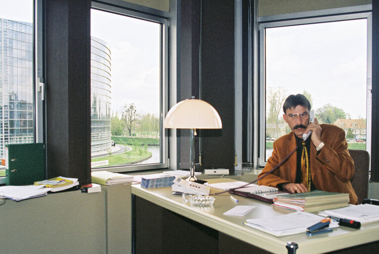 Portrait of MEP Norbert GLANTE in Strasbourg