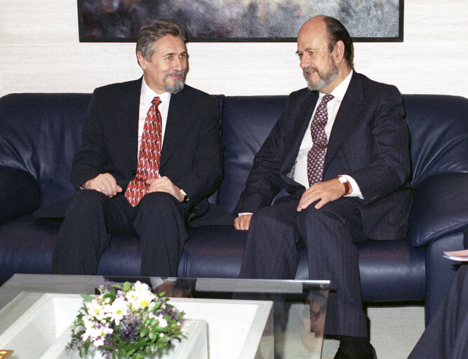 Emil Constantinescu and Jose-Maria Gil Robles meeting in February 1997