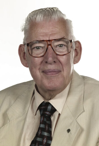 MEP - 5th Parliamentary Term