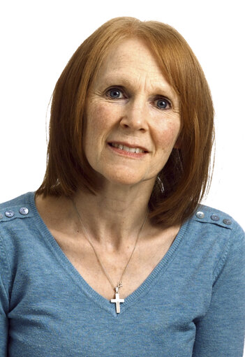 IE, IND/DEM : Independence/Democracy Group