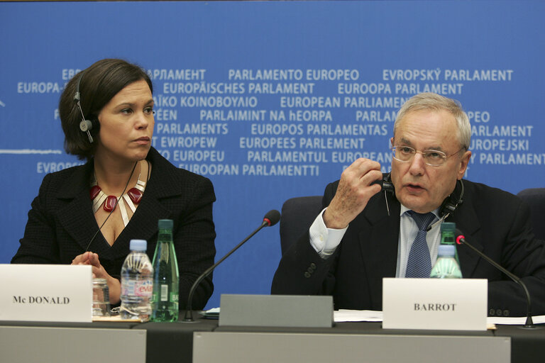 Foto 3: Press conference in Strasbourg - Ratification of the convention concerning seafarers' working time