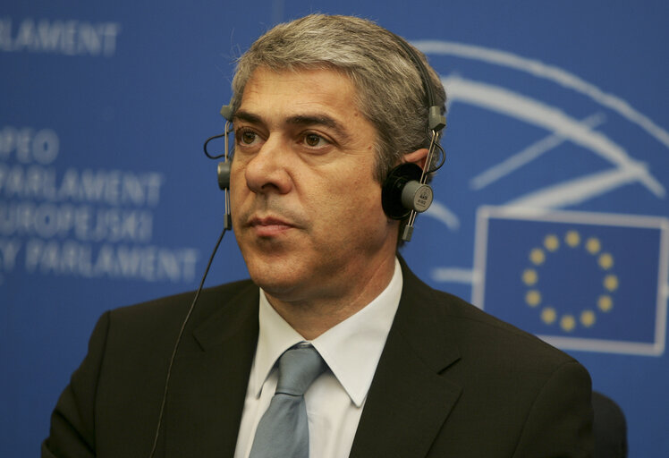 Φωτογραφία 11: Press conference on the Portuguese Presidency following the visit of the Prime Minister of Portugal to the EP.