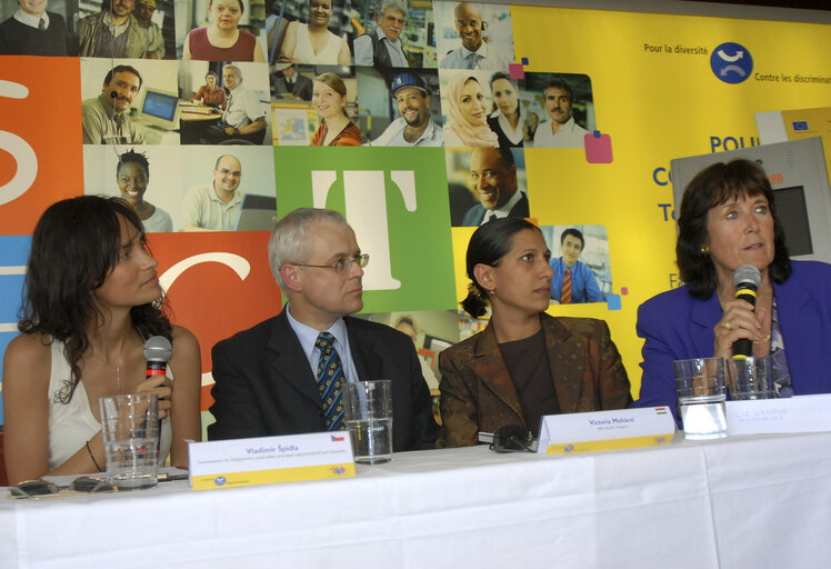 Fotografija 11: Launch of the 2007 European Year of equal opportunities for all - For diversity, against discrimination