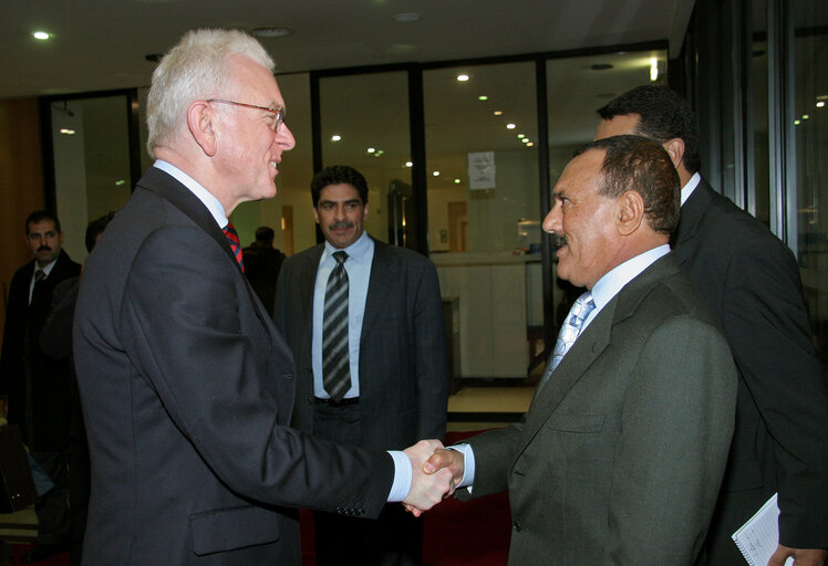 Foto 13: EP President meets with the President of Yemen.