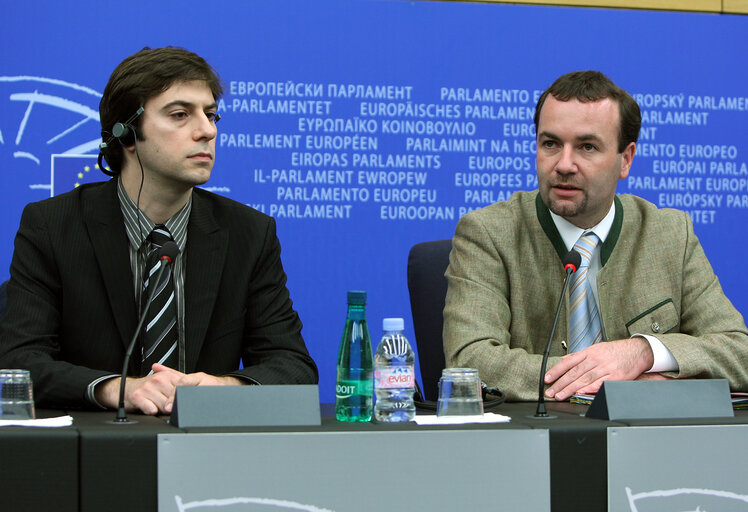 Photo 15: Press conference on the Return directive for illegal immigrants.