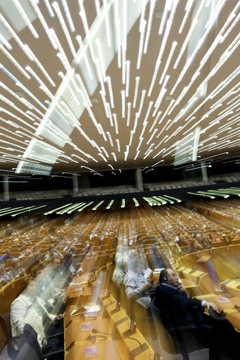 Снимка 2: Festival of Europe  Open day 2012 in Brussels  The European Parliament and active ageing. Public debate with members of the European Parliament.