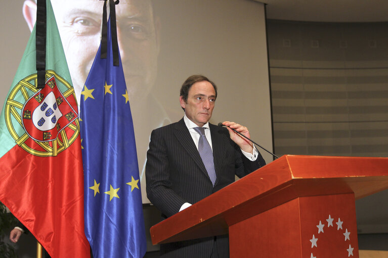 Photo 2 : Solemn celebration in memory of Miguel Portas, Member of the European Parliament with the Minister of Foreign Affairs of Portugal