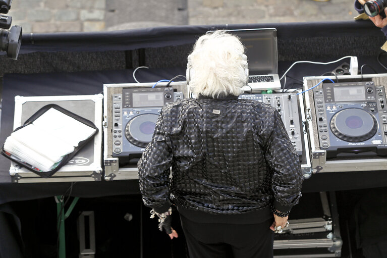 Foto 7: Festival of Europe  Open day 2012 in Brussels