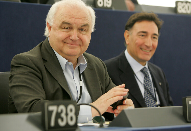 Photo 7: MEP Bernard LEHIDEUX attends a plenary session in Strasbourg