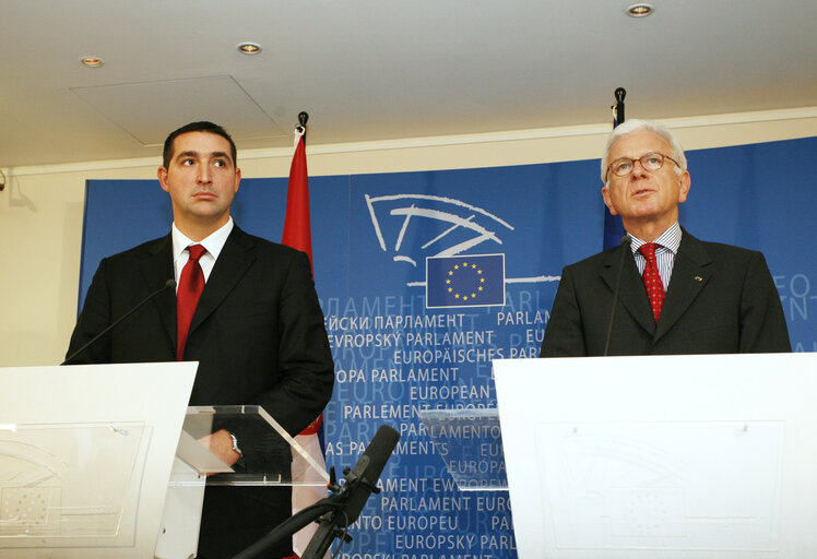 Photo 15 : Press conference following the EP President's meeting with the acting Speaker of the Serbian Parliament.