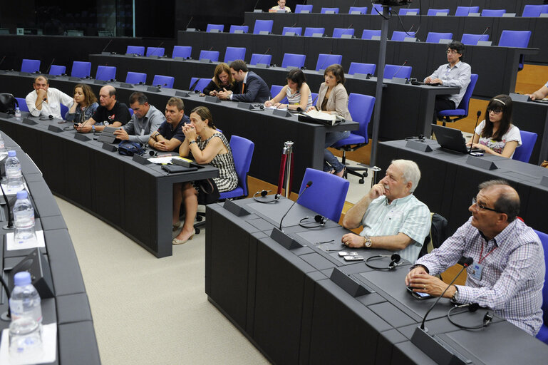 Suriet 7: Press Conference - Spanish miners on strike