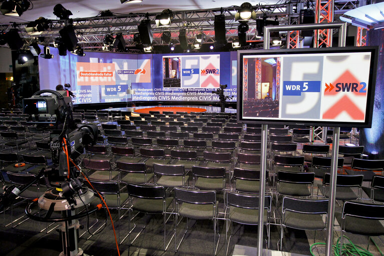 Suriet 6: TV Set WDR television for the CIVIS Media Prize