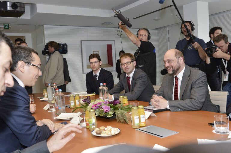 Fotografija 1: Martin SCHULZ - EP President meets with Prime Minister of Romania.