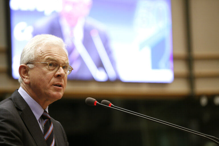 Foto 8: Formal sitting of the European Economic and Social Committee (EESC) for its 50th anniversary in presence of EP President and EC President