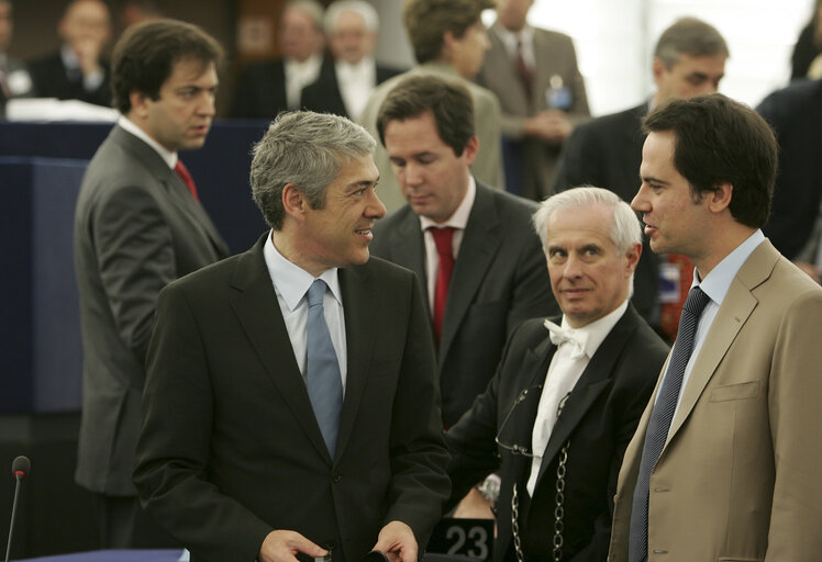 Foto 15: The Prime Minister of Portugal in plenary session in Strasbourg.