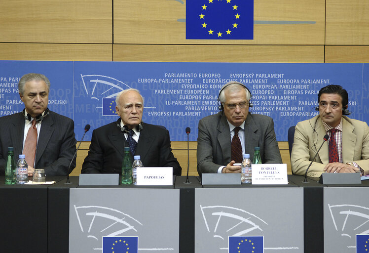 Photo 2 : EP President holds a press conference with President of Greece, in Strasbourg