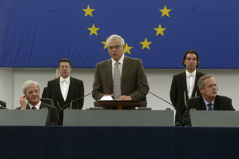 Photo 21 : Plenary session in Strasbourg - Formal sitting : address by President of Hungary