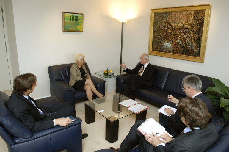 EP President meets with the Chief Prosecutor of the International Criminal Tribunal for the Former Yugoslavia ICTY.