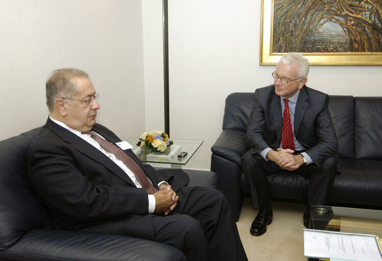 Fotografia 1: EP President meets with the President of the National Assembly of Portugal.