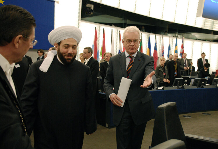 EP President meets with the Grand Mufti of Syria.