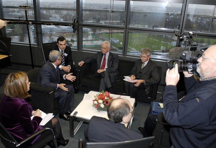 Fotografi 1: EP President meets with Prime Minister of Armenia, in Strasbourg