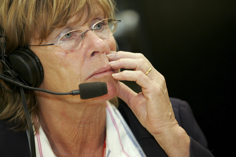 Fotografi 1: MEP Barbara DUHRKOP DUHRKOP attends an interview in Brussels