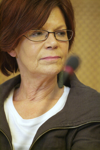 Fotografia 1: MEP Gisela KALLENBACH attends a meeting in Brussels