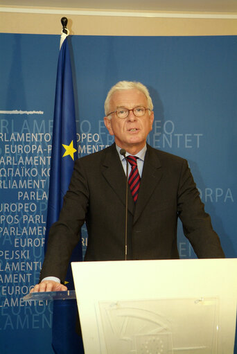 Fotografie 1: EP President meets with Robert S. KOCHARIAN, President of Armenia, in Brussels