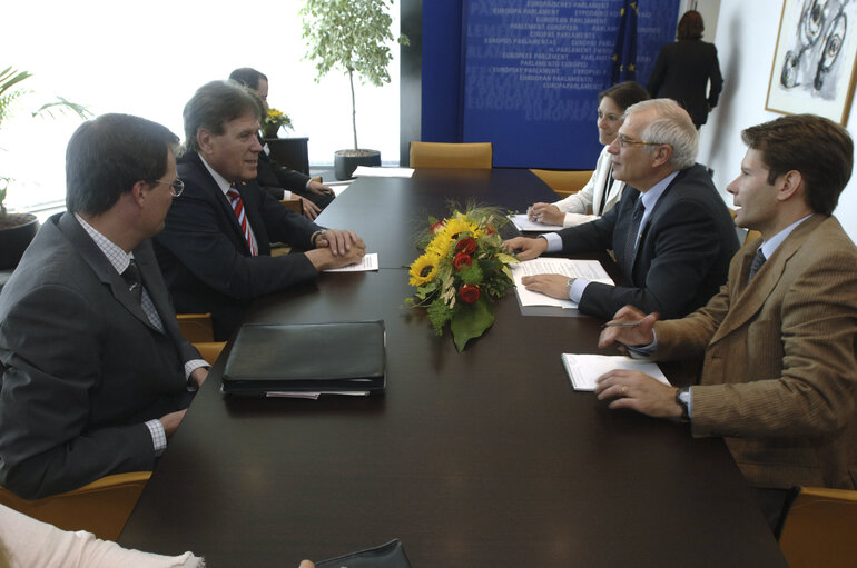 Photo 2 : EP President meets with German Minister of Economy and Technology