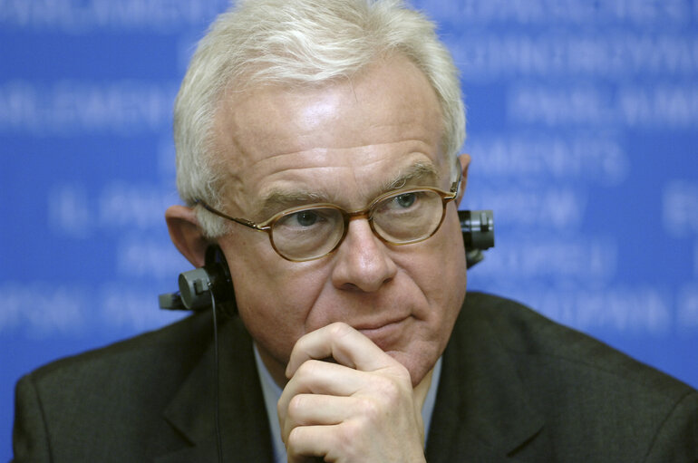 Fotografie 26: Plenary session in Strasbourg - Press conference following a formal sitting with President of Italy