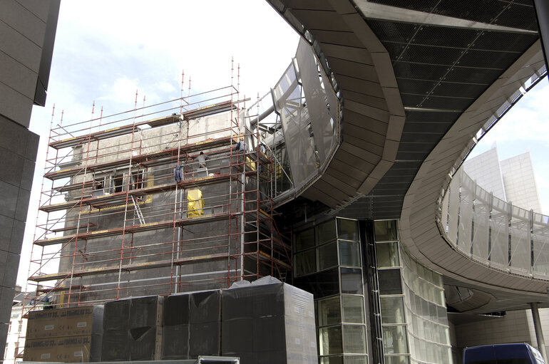 Ongoing construction works at the EP building in Brussels.