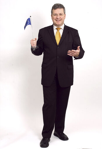 DE, EPP-ED : Group of the European People's Party (Christian Democrats) and European Democrats