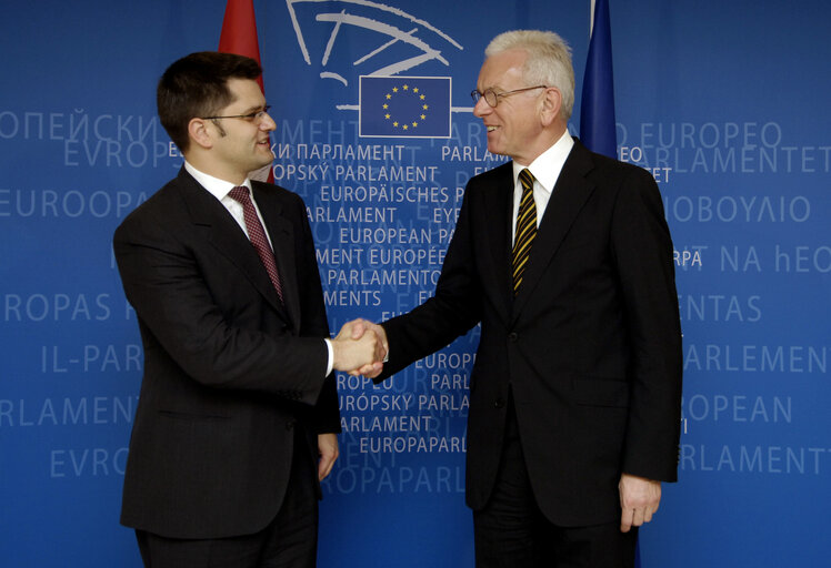 Fotogrāfija 3: Hans Gert POETTERING - EP President meets with Vuk JEREMIC, Foreign Minister of Serbia.