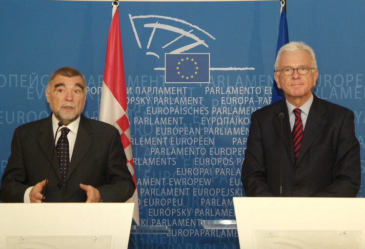 Fotografia 5: EP President meets with President of Croatia, in Brussels