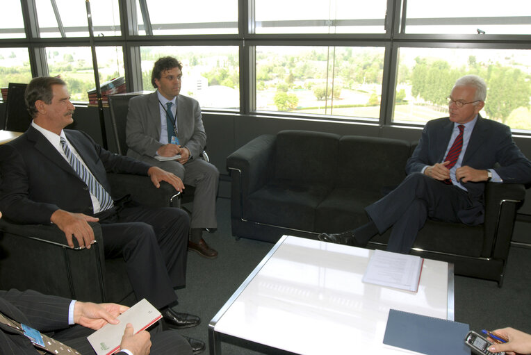 Fotografija 5: EP President meets with Vicente FOX, former President of Mexico and Manuel ESPINO, President of the Mexican National Action Party (PAN), in Strasbourg