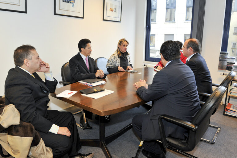 Director of the Media Directorate within the Directorate-General for Communication of the Parliament meets former Colombian Minister of Foreign Affairs, Minister of National Education