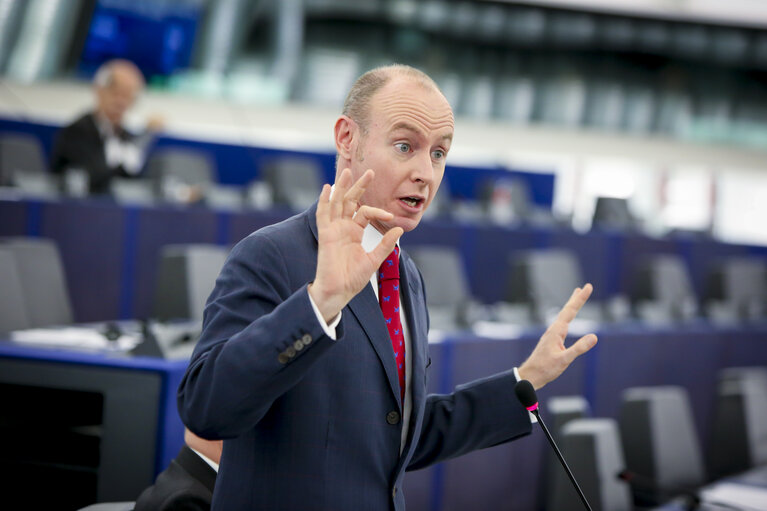 Foto 9: Plenary session - Week 06  2018 in Strasbourg - Votes followed by explanations of votes