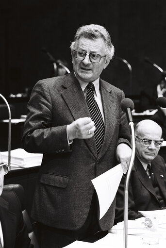 Zdjęcie 3: Karl FUCHS during a session in Luxembourg in October 1978.