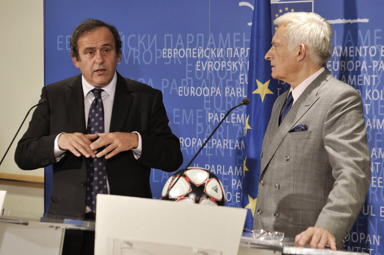 EP President meets with UEFA President Michel PLATINI