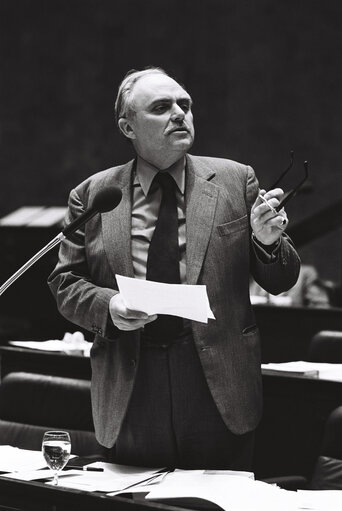 Foto 2: The delegue Michael Norman SHAW during a session in Luxembourg in October 1978.