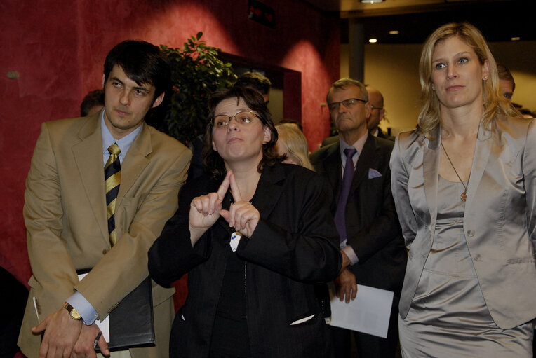 Billede 7: Fair chances for both men and women  Women’s rights/Equal opportunities