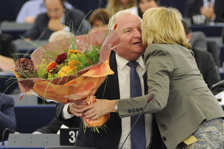 Photo 4: Corien WORTMANN-KOOL during votes in the hemicycle in Strasbourg, week 39