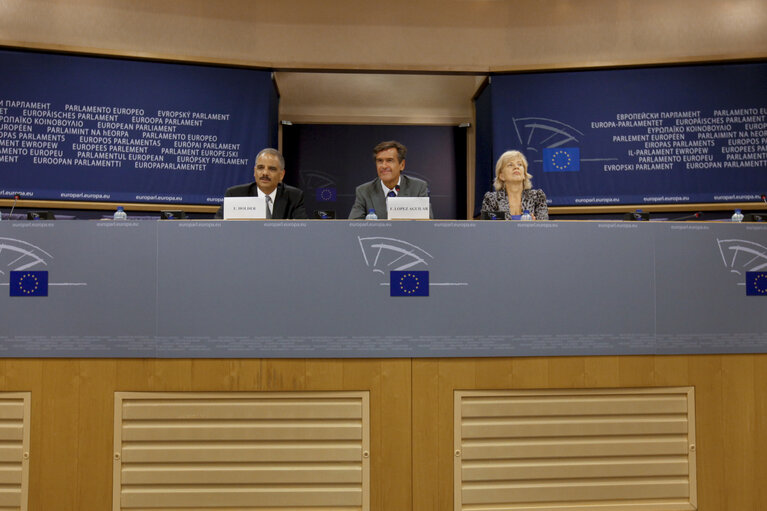 Φωτογραφία 1: Press Conference EU-US strategy against Transnational Crime