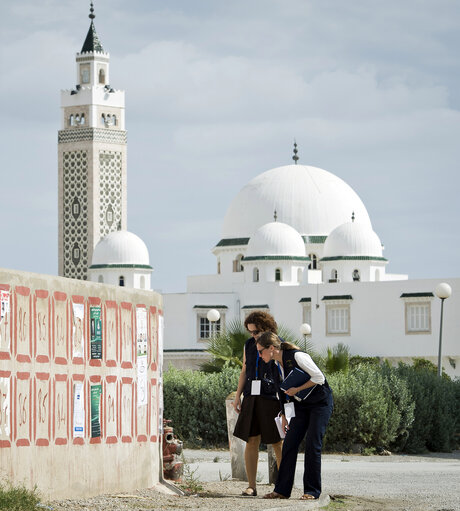 Fotografi 3: Mission to monitor the upcoming elections for a Constituent Assembly in Tunisia