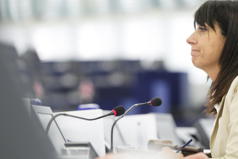 Billede 15: MEPs during plenary session in Strasbourg, week 39