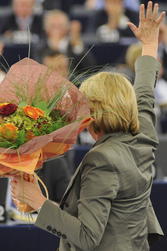 Photo 5: Corien WORTMANN-KOOL during votes in the hemicycle in Strasbourg, week 39