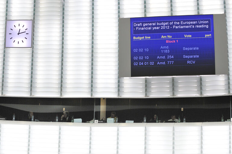 Foto 23: Illustration - Hemicycle in Strasbourg, during a plenary  session